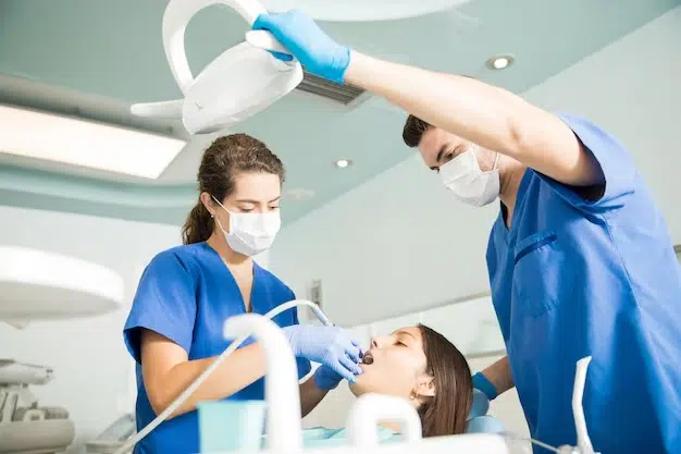Dentista pode ser Simples Nacional para pagar menos imposto?